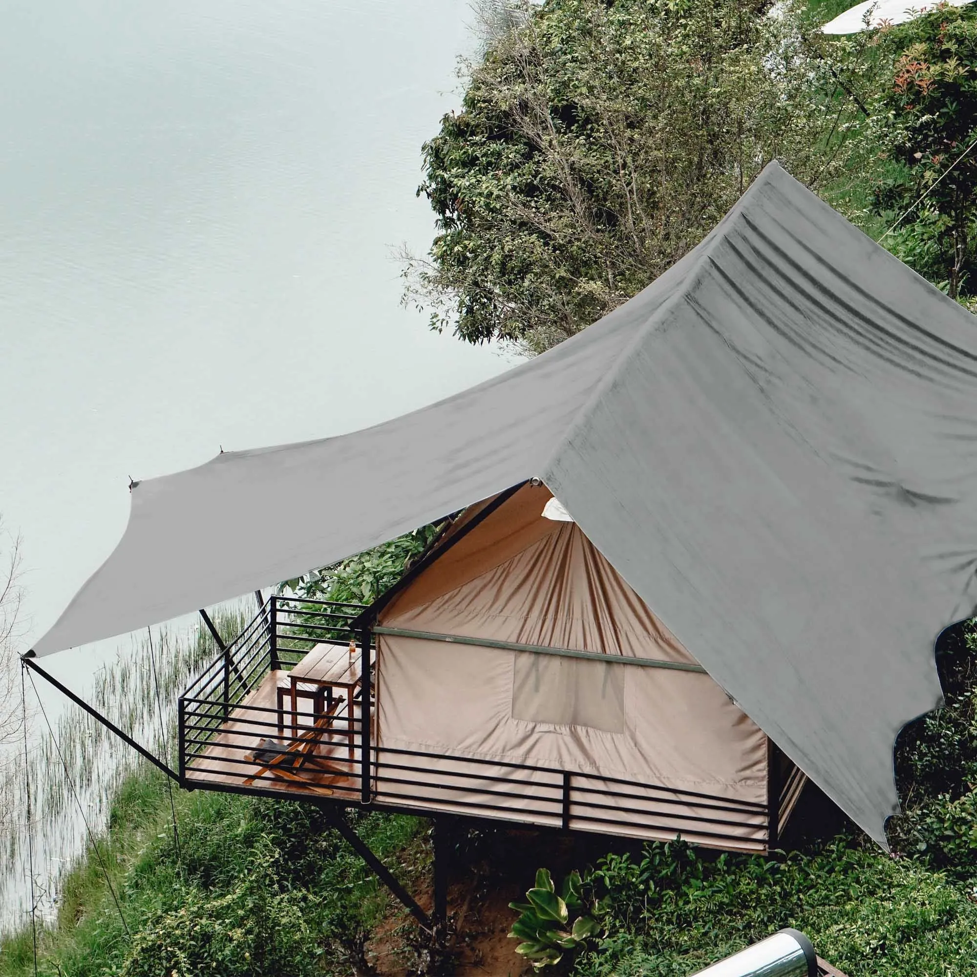 30x40ft Heavy Duty Poly Tarp/ Silver Black
