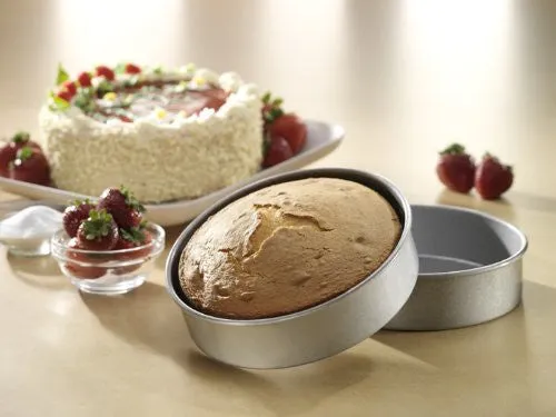 9" Round Cake Pan