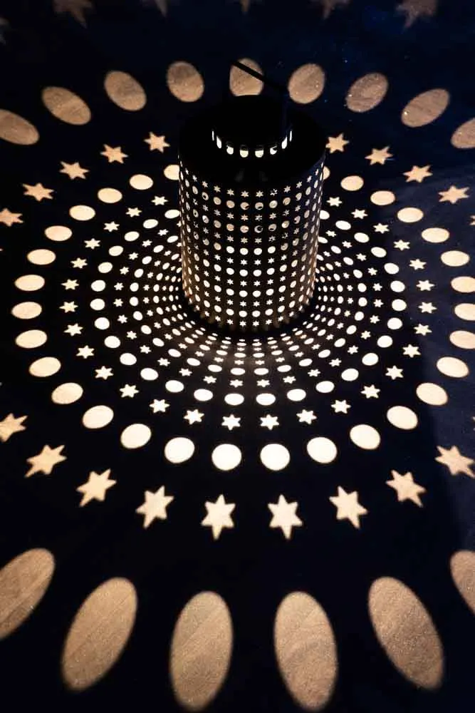 Black Star Solar Light