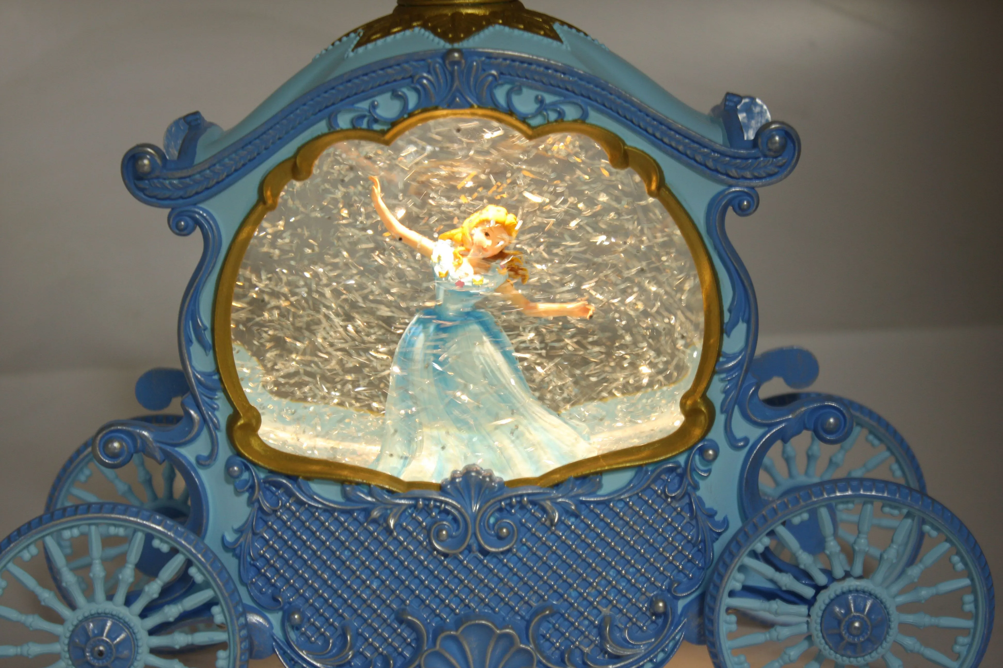BLUE PRINCESS CARRIAGE
