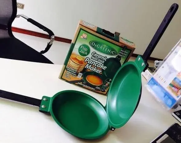 Double-Sided Nonstick Frying Pan – Foldable Iron Pan with Non-Stick Coating, 36x19x4 cm