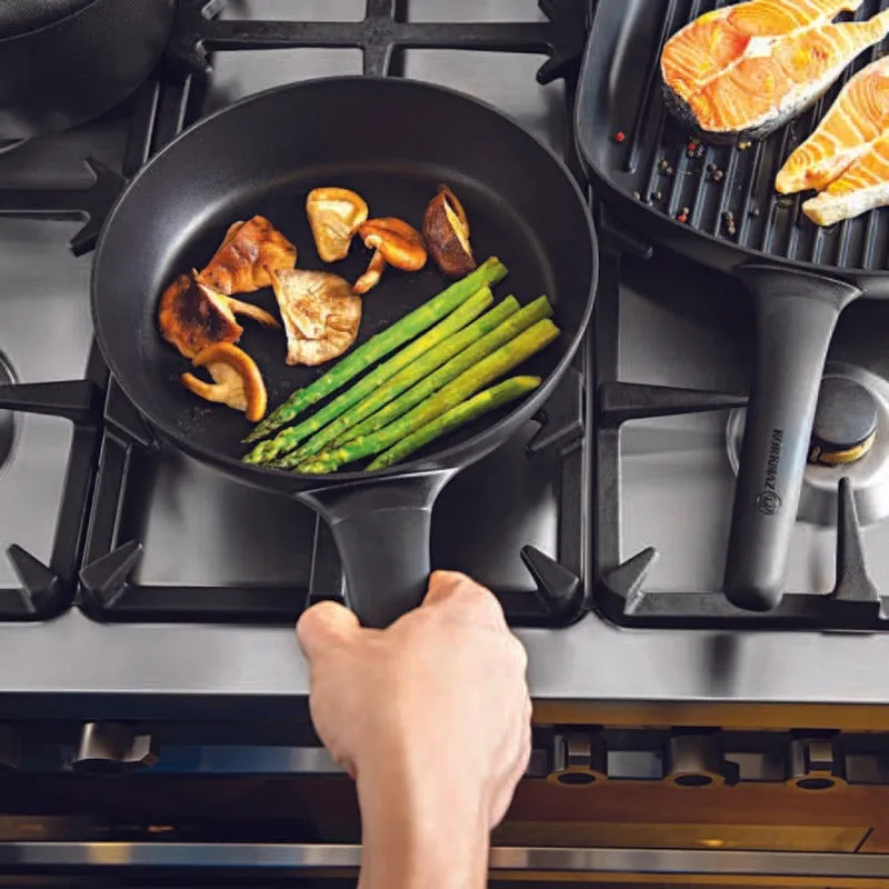 GUSTO DIE CAST ALUMINIUM FRYPAN BLACK 2.0 lt (67.6 oz) 24 x 5 cm (9.6" x 2")
