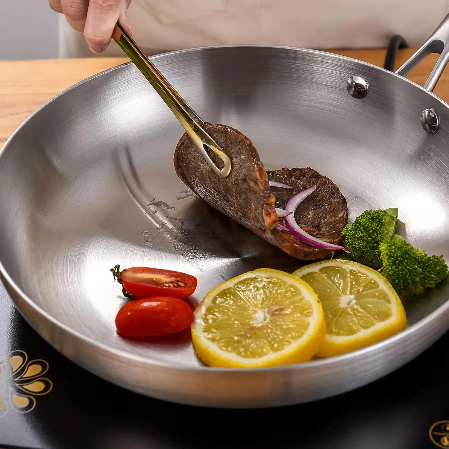 LOLYKITCH 8.5-10 Inch Tri-ply Stainless Steel Frying Pans Set with Lid,Skillets,Induction Chef's Cooking Pan,Pots and Pans Set,Dishwasher and Oven Safe,10 Inch Pan with Lid.