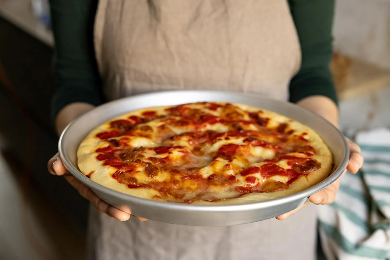 MARCATO Conical Pizza Pan Pizza Pan Aluminium 30cm Even Baking Suitable for Crispy Pizzas
