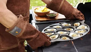 Oyster Cast Iron Pan