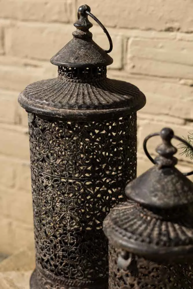 Set of 2 Rustic Lanterns