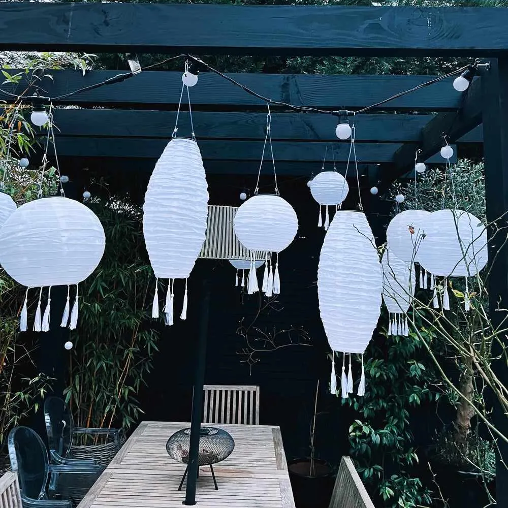 x24 Solar Lanterns White