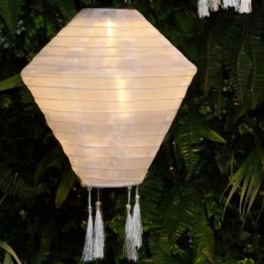 x24 Solar Lanterns White